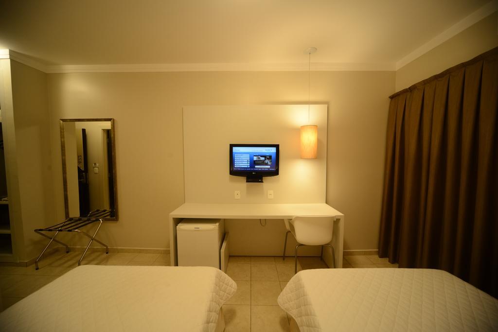Hotel Indaiá Park 3*