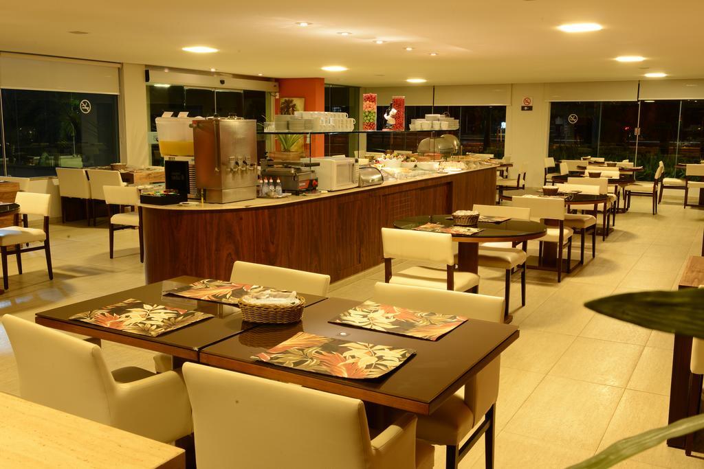 Hotel Indaiá Park